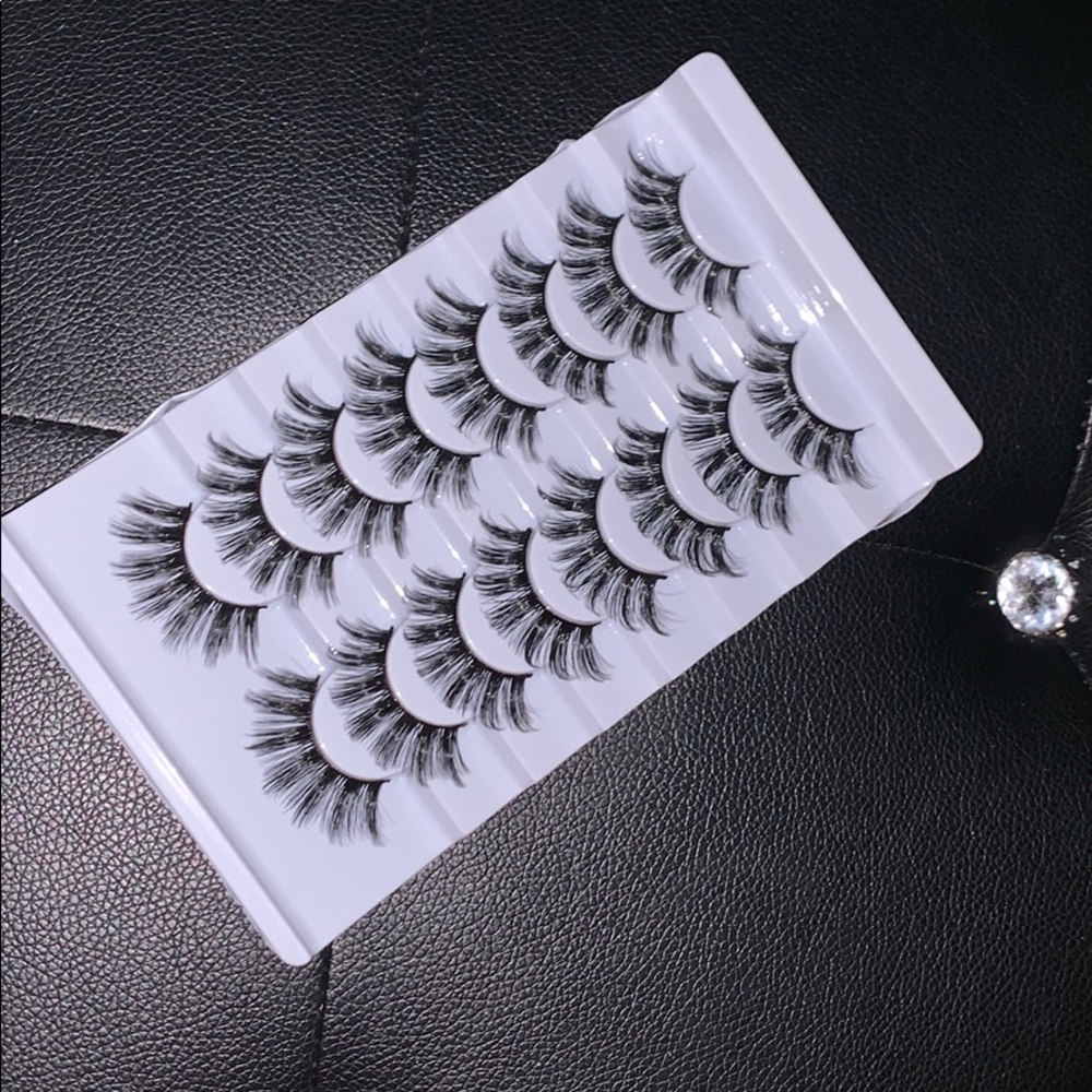 Lashes
